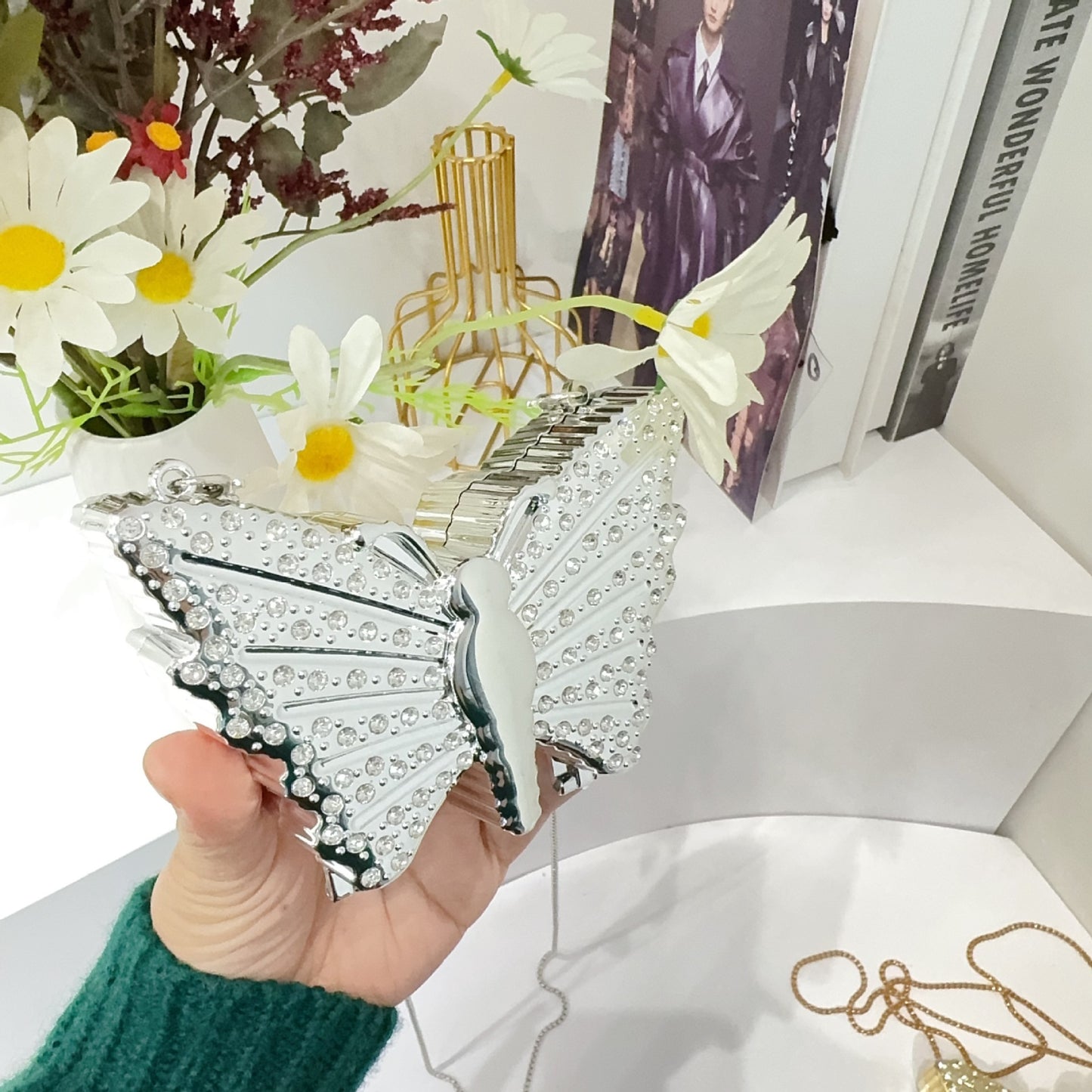 Eboo Luxury Butterfly Crystal Metal Clutch Bag for Women – Party Crossbody Purse with Chain Strap