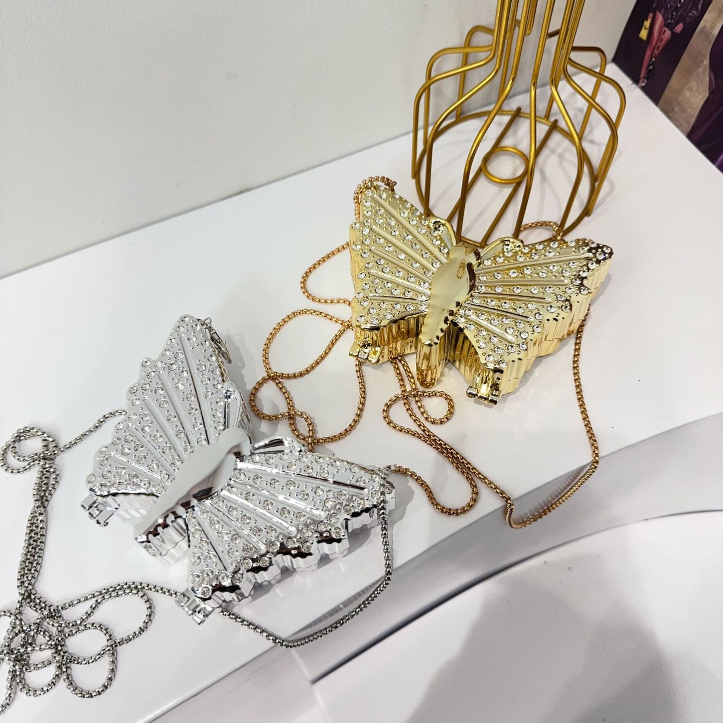 Eboo Luxury Butterfly Crystal Metal Clutch Bag for Women – Party Crossbody Purse with Chain Strap