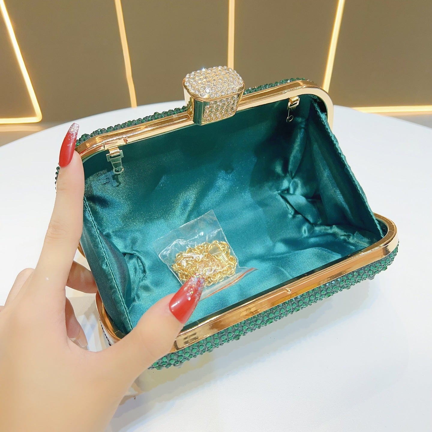 Eboo Luxury Crystal Box Clutch for Women – Rhinestone Evening Party Handbag