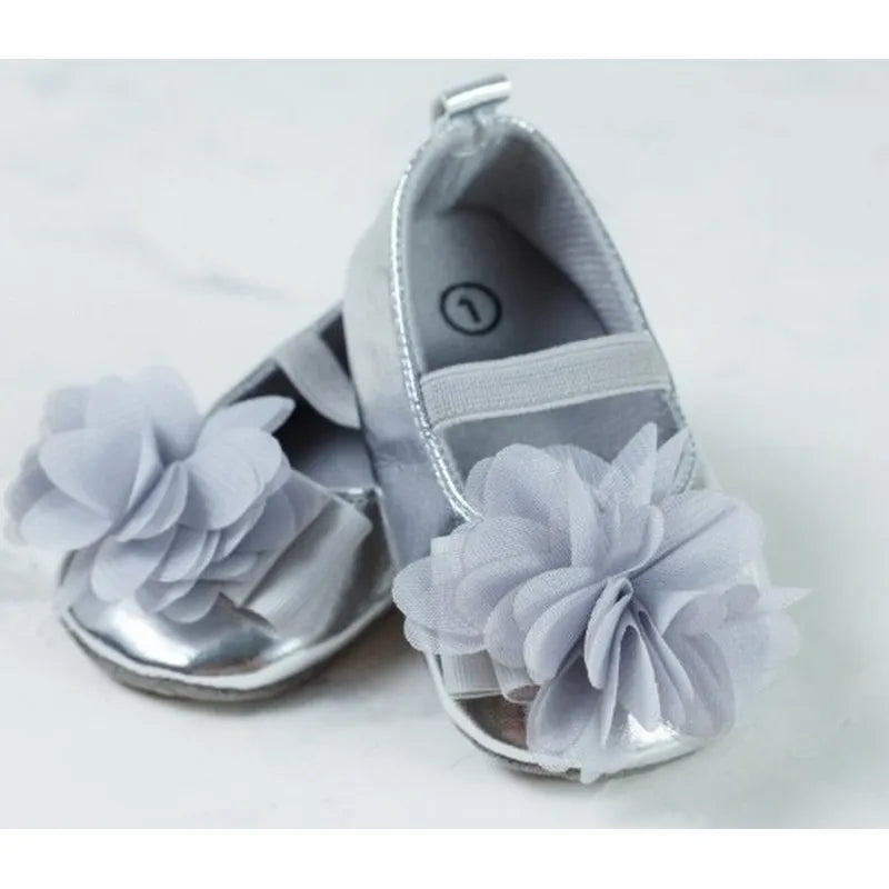 Eboo Light Grey Baby Shoes with Flower