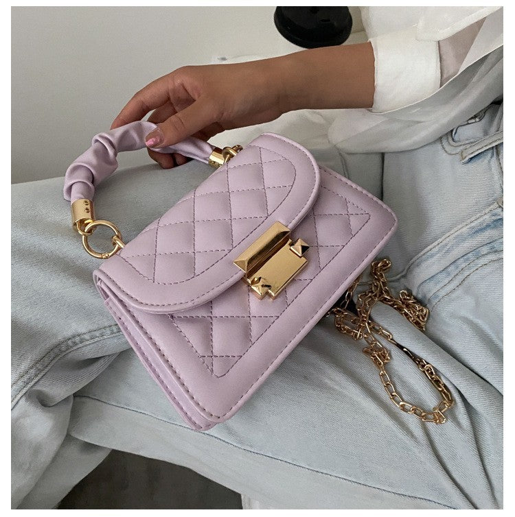 Trendy Lattice Chain Shoulder Tote Bag for Women – Stylish & Versatile Handbag