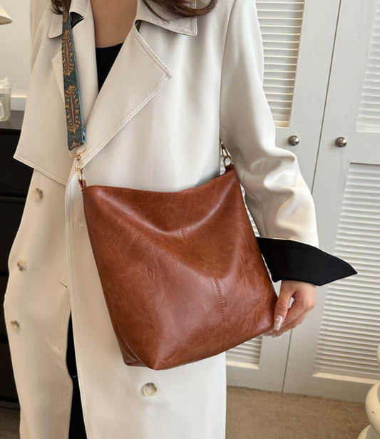 Eboo Wide Strap Shoulder Bag for Women Crossbody Bags Large Capacity Retro PU Leather Handbag for Shopping Travel