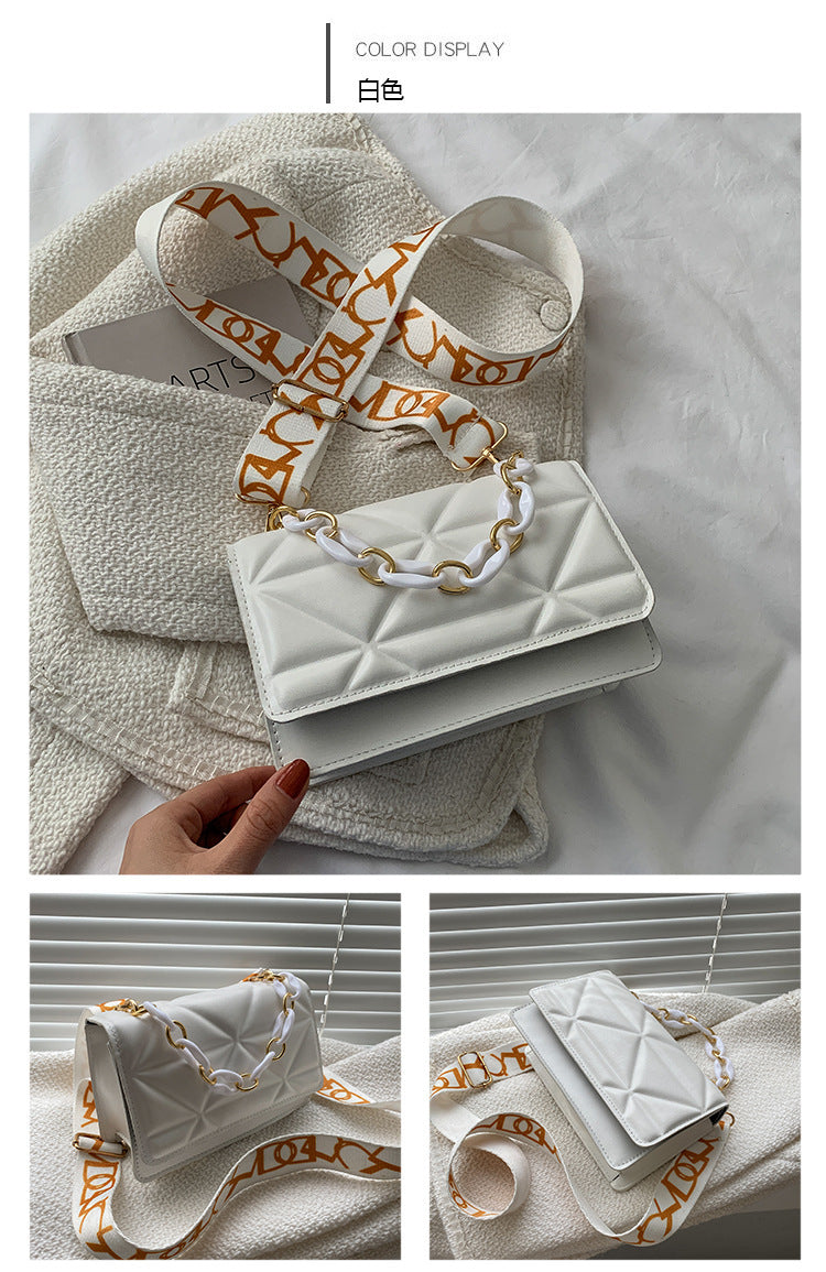 Elegant Embossed Chain Shoulder Bag – Small Square Flap Crossbody for Casual & Travel Use