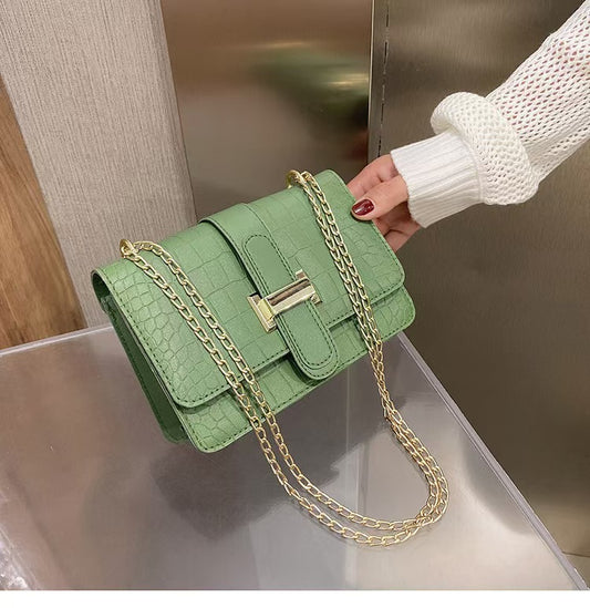 Chic Mini Shoulder Bag for Women – Stylish & Compact Everyday Handbag
