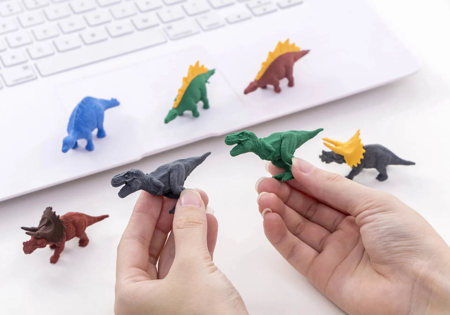 4 Pcs/Lot Creative Cute Assembled Dinosaur Eraser Set Students Eraser Stationery Gift Wholesale