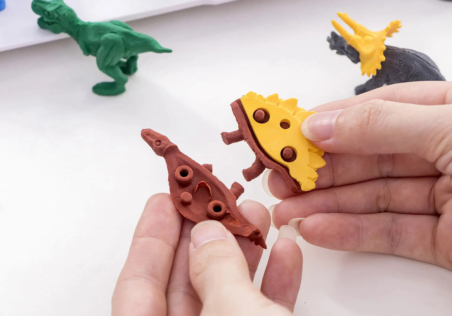 4 Pcs/Lot Creative Cute Assembled Dinosaur Eraser Set Students Eraser Stationery Gift Wholesale