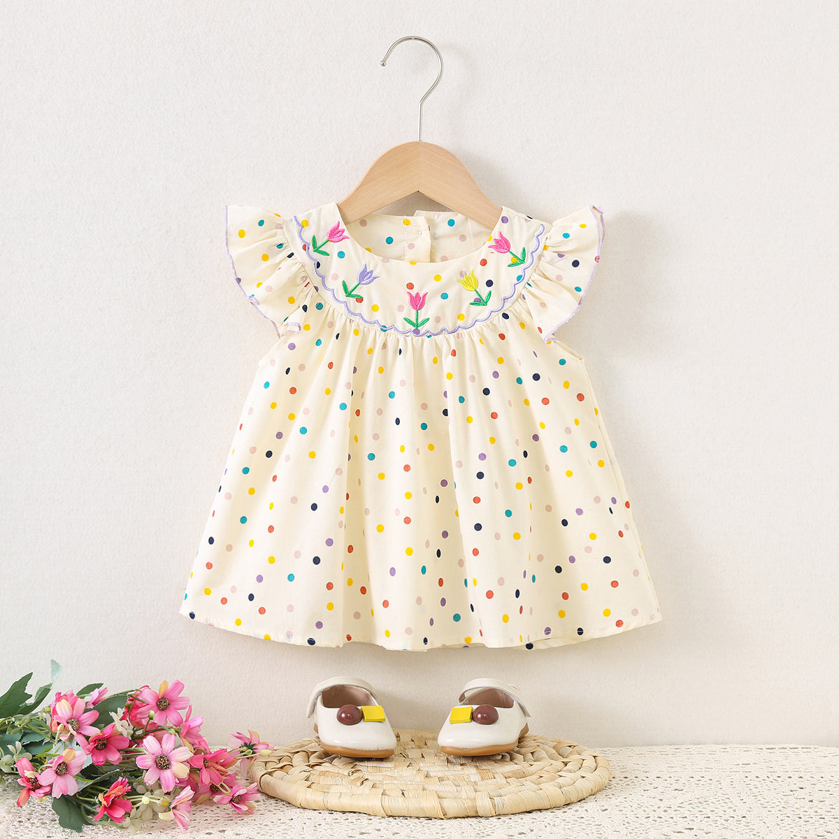 Eboo children's Clothing girls' round-neck flower positioning embroidered dress